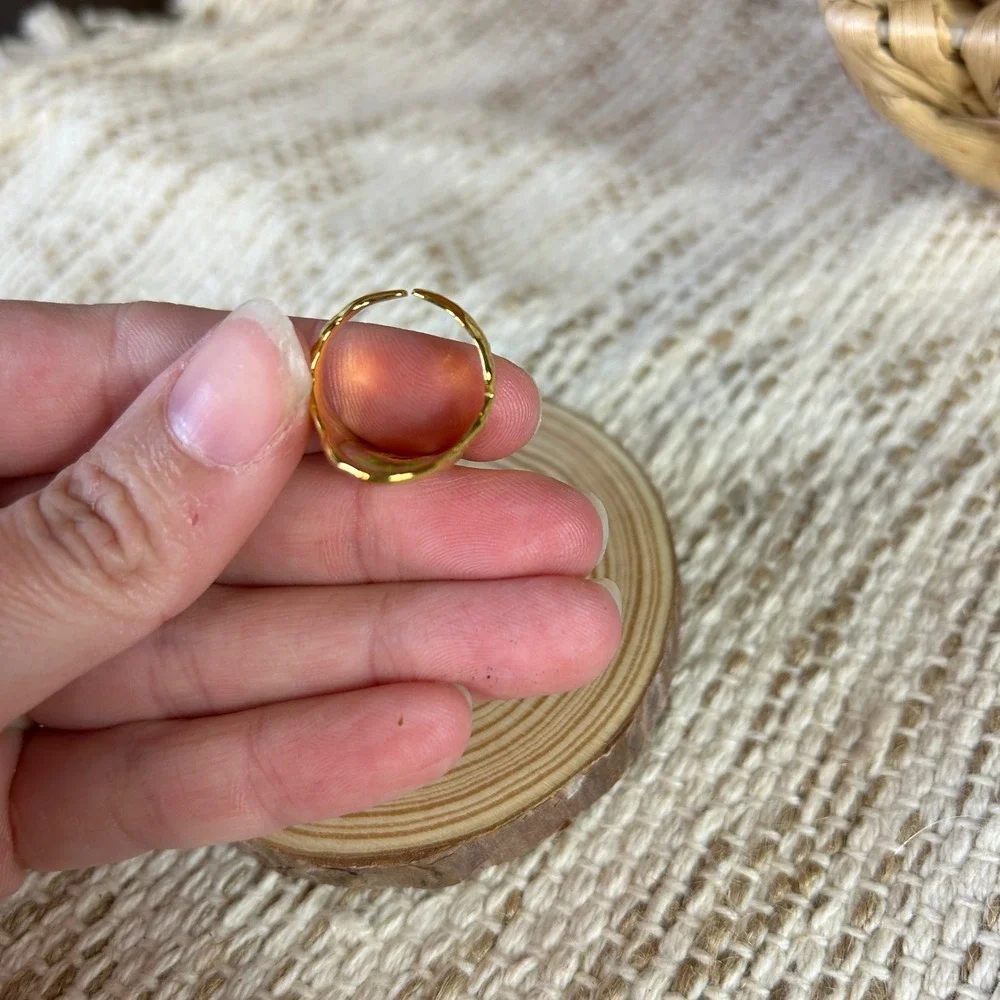 Dried Flower Gold Tone Oval Resin Ring Adjustable‎ Boho Gardencore Dainty